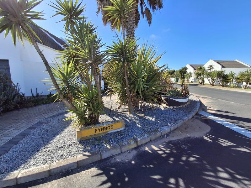 4 Bedroom Property for Sale in Golden Mile Western Cape